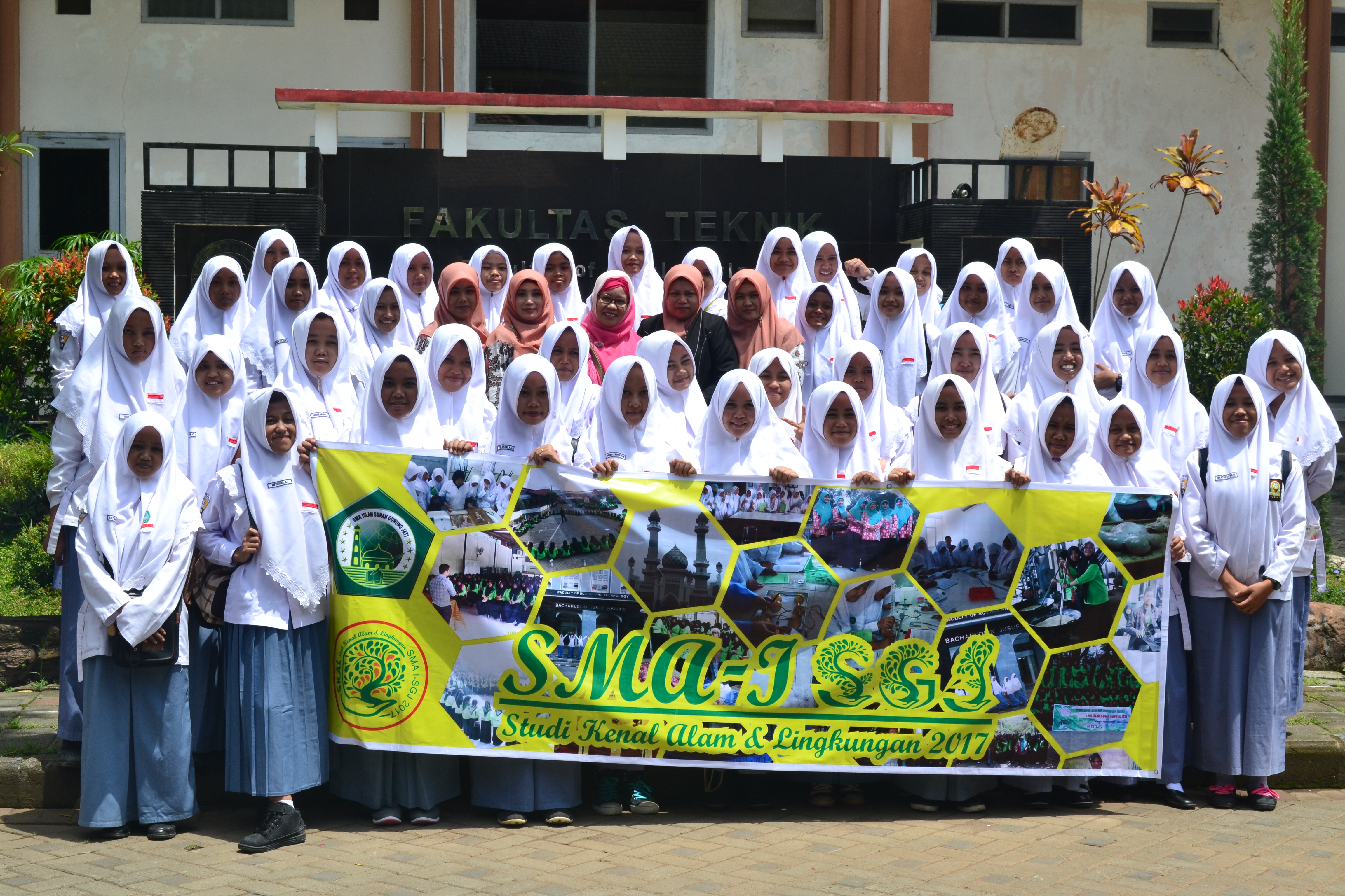 Kunjungan SMA Islam Tulungagung